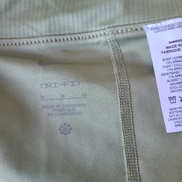 Nike Women's Olive Skater Skirt Size M - Picture 12 of 13